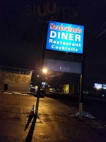 Meadowlands Diner inside