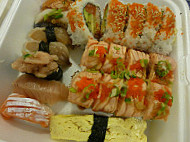 Sushi House food