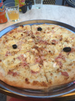 Pizza Doú Luberoun inside