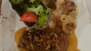 Maison Dugast food