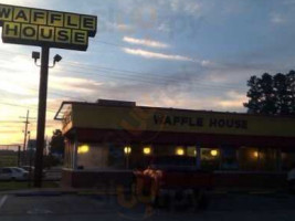 Waffle House outside