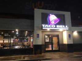 Taco Bell inside