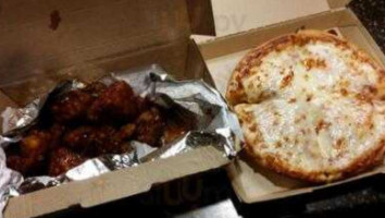 Pizza Hut food