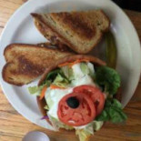 Two Rivers Cafe Cibo