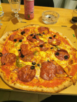 Pizza Napoli food