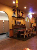 El Rancho Alegre inside