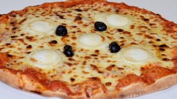 La Pizza du Barry food