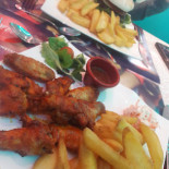 La Brochette Du Boucher Dentro