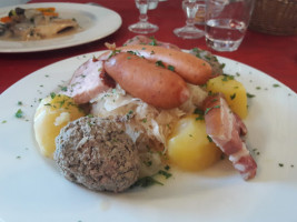 Au Vieux Strasbourg food