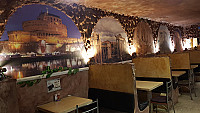 Antica Roma inside