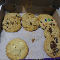 Insomnia Cookies food