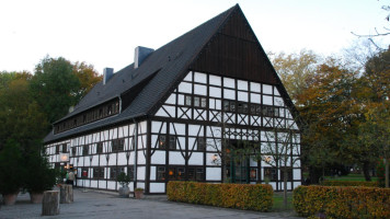 Hotel Restaurant Hof Hueck outside