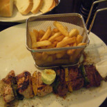 Steakhaus Pizzeria Angus Cibo