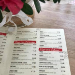 Pizzeria D’asporto Idomi inside