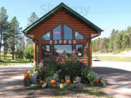 Annie Lode Coffee Cabin food