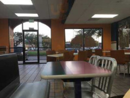 Taco Bell inside