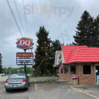 Dairy Queen outside