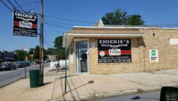 Chickies Corner Deli food