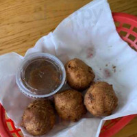 Carver's Orchard Applehouse food