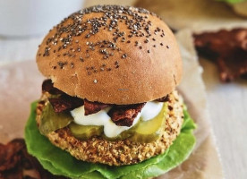 La Golosa Vegan Vurger Gracia food