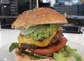 La Golosa Vegan Vurger Gracia food