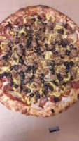 Minuteman Pizza food