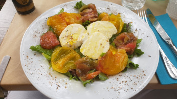 Une Table au Soleil food