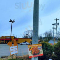 Popeyes Louisiana Kitchen outside