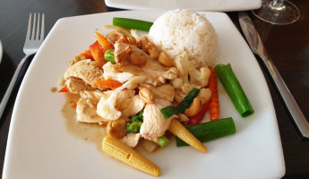 Sawatdee Thai Restaurant food