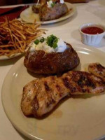 J5 Steakhouse food