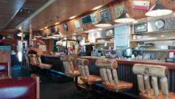 Black Bear Diner inside