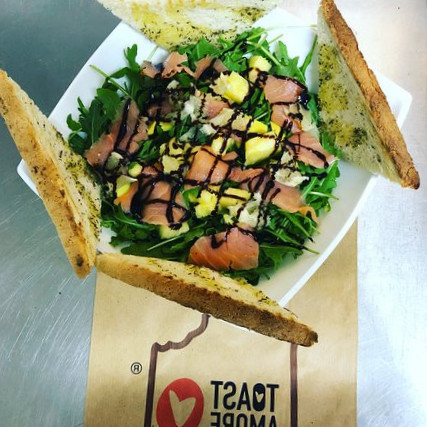 Toastamore Comida