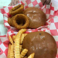 Round Top Burger House inside