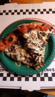 Monson Italian Pizza food