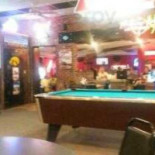 Sundown Grill Dentro