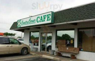 Country Corner Cafe outside