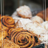 Eclair Au Café Cibo