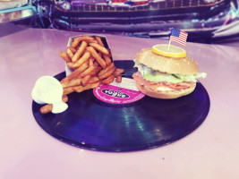 American Diner 50's food