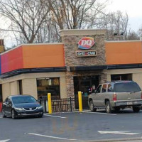 Dairy Queen Grill Chill outside