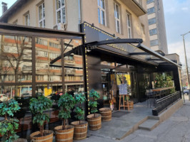 Restoran Ustanička outside