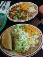 Chavolos Mexican food