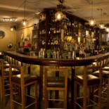 Off Broadway Dentro