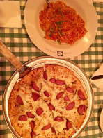 Puccini's Pizza Pasta food