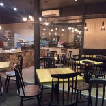 Houda's Kitchen Dentro