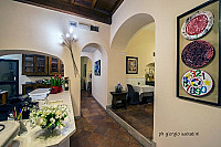 Trattoria Bolognesi Da Melania inside