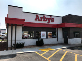 Arby's outside