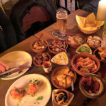 Tapas Tapas Dentro