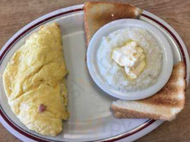 Huddle House food