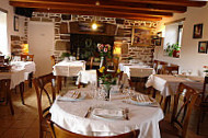 Auberge du Vieux Puits food