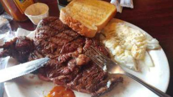 Bogie's Steak House food